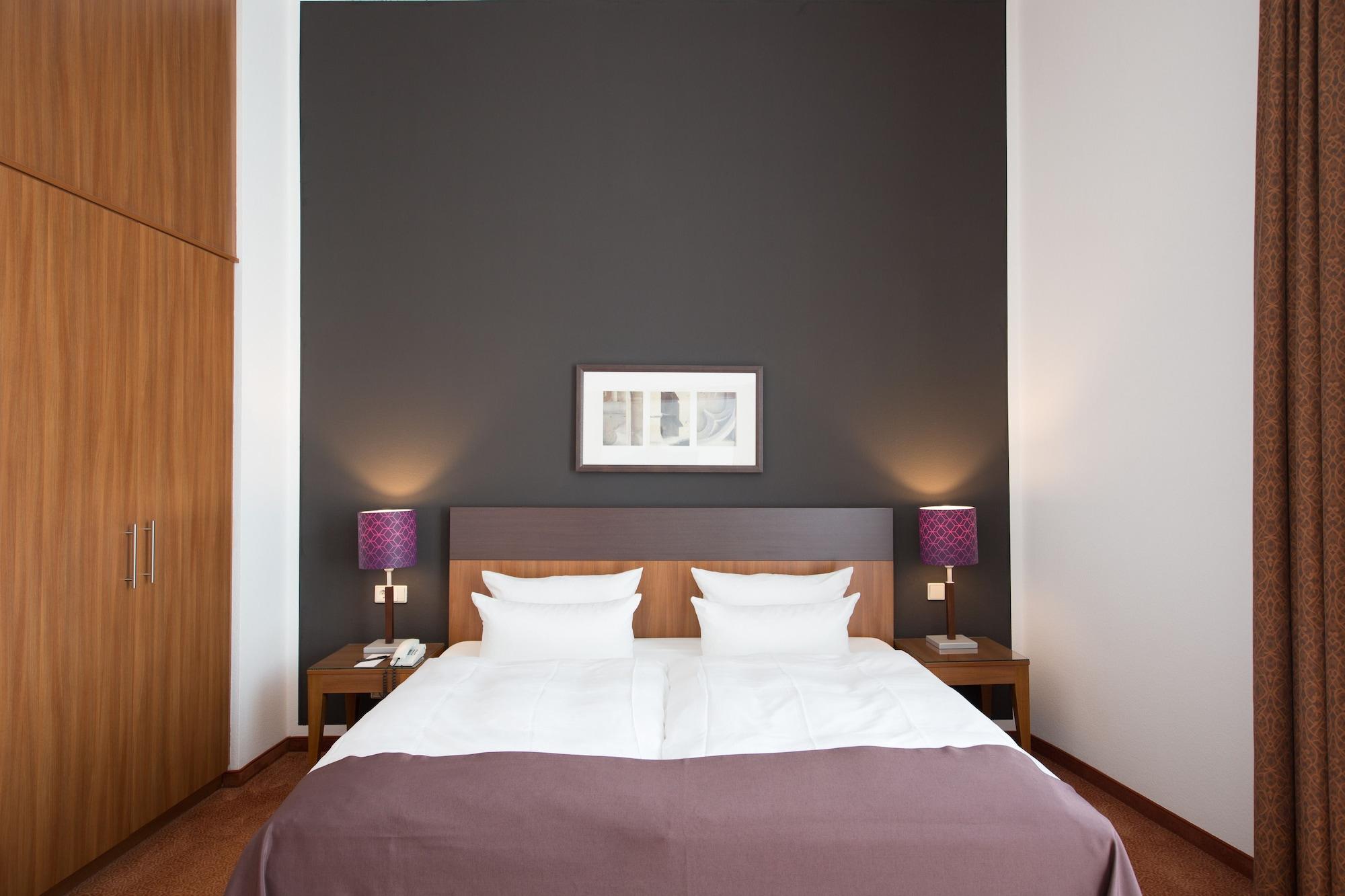 Dorint Hotel Am Dom Ерфурт Екстериор снимка