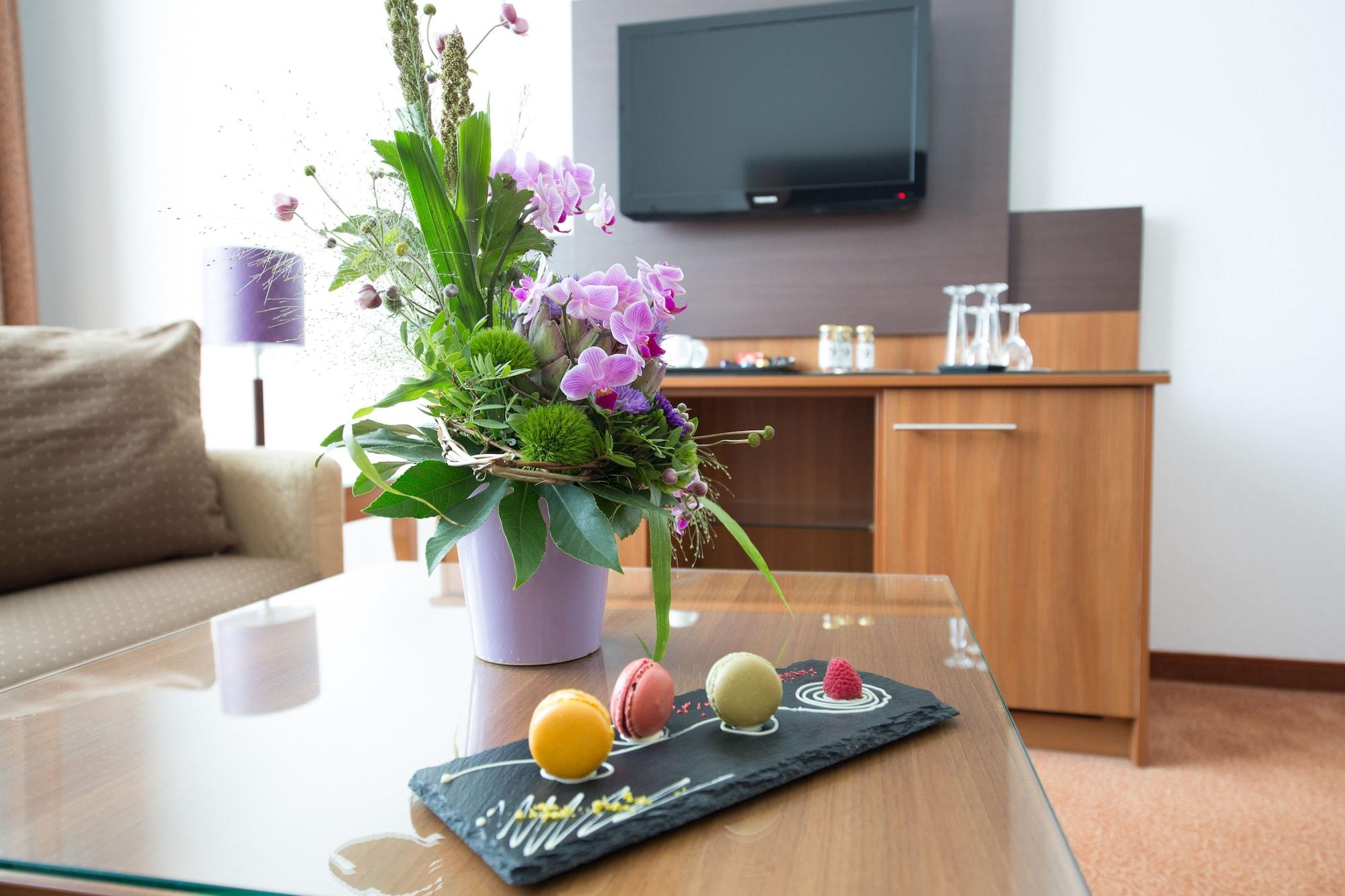 Dorint Hotel Am Dom Ерфурт Екстериор снимка