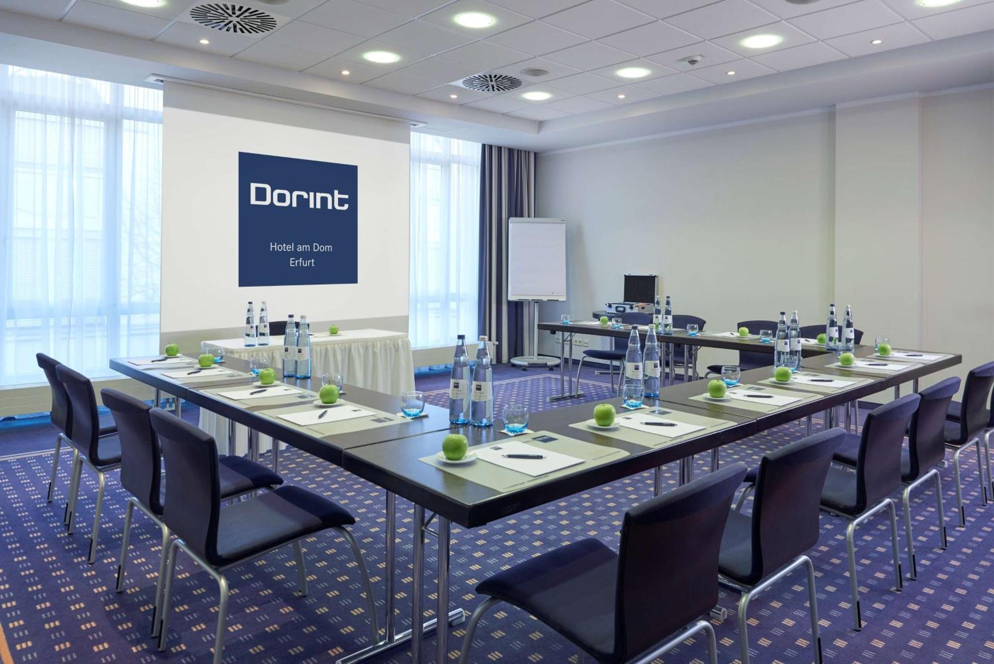 Dorint Hotel Am Dom Ерфурт Екстериор снимка