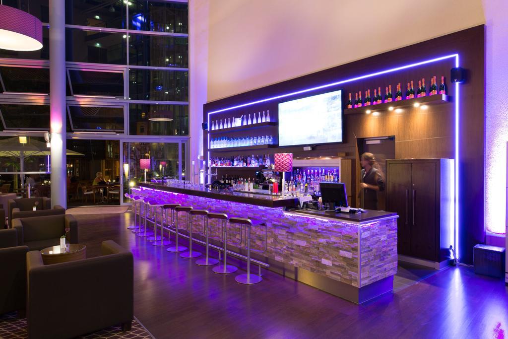 Dorint Hotel Am Dom Ерфурт Екстериор снимка