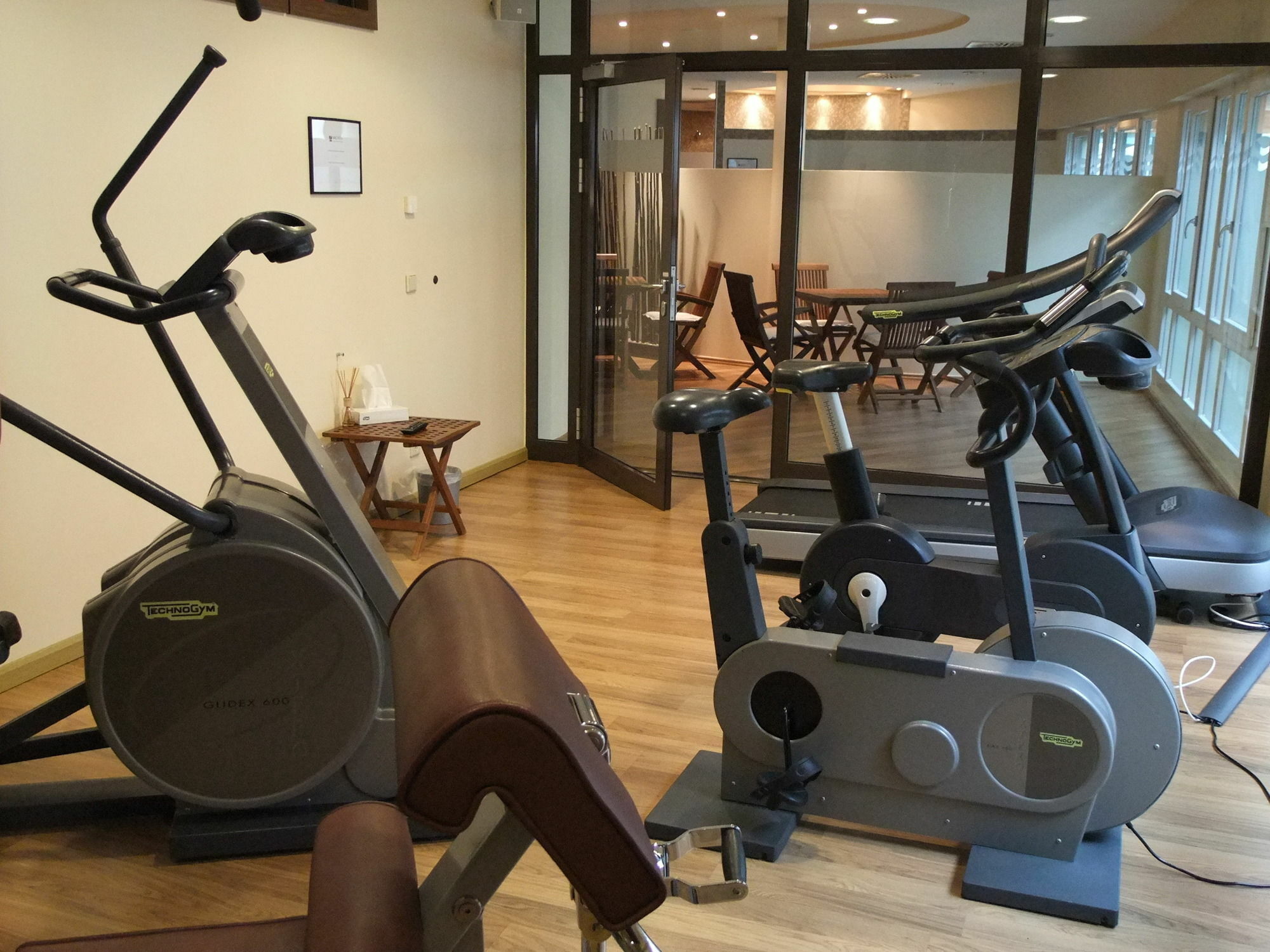 Dorint Hotel Am Dom Ерфурт Екстериор снимка